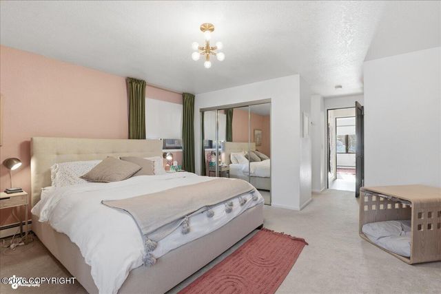 4031 Romanzof Circle, Anchorage, AK 99517