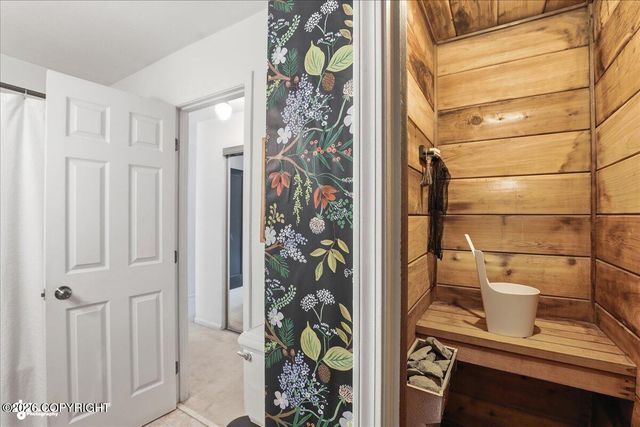 4031 Romanzof Circle, Anchorage, AK 99517