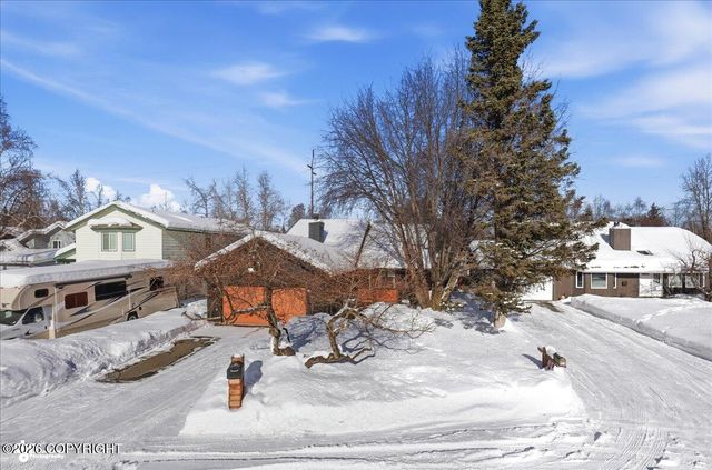 4031 Romanzof Circle, Anchorage, AK 99517