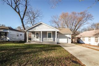 1612 S Harris Avenue, Independence, MO 64052