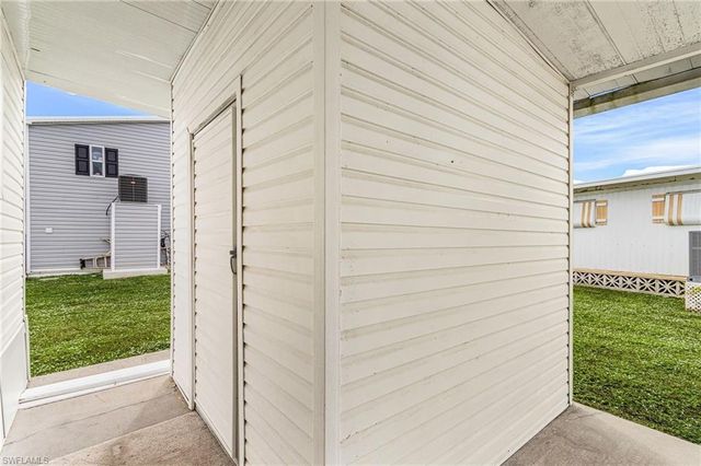 64 Sturbridge LN, Fort Myers, FL 33908