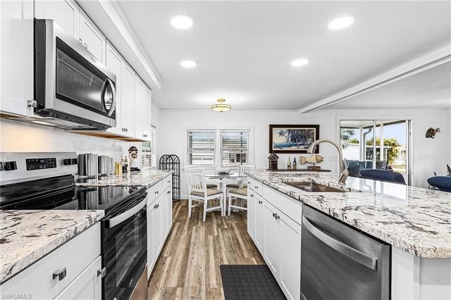 64 Sturbridge LN, Fort Myers, FL 33908