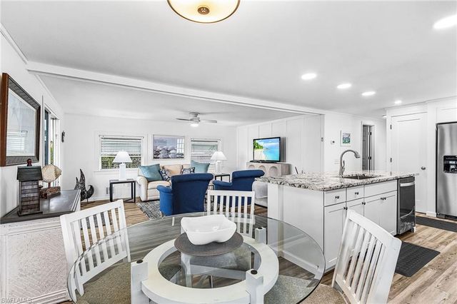 64 Sturbridge LN, Fort Myers, FL 33908