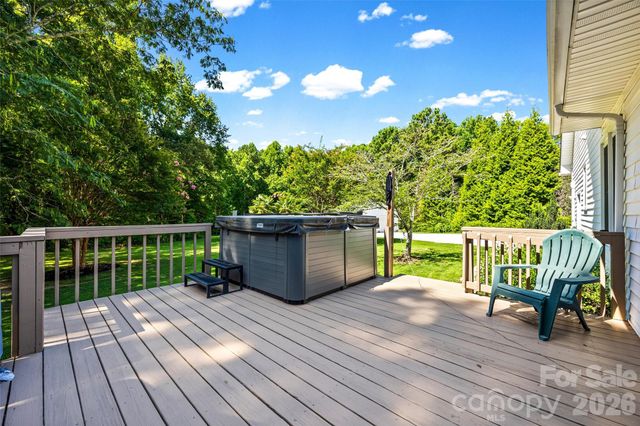 143 Old Limestone Road E, York, SC 29745