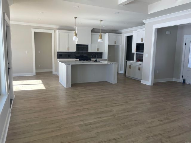 15 calvados Court, Cabot, AR 72023