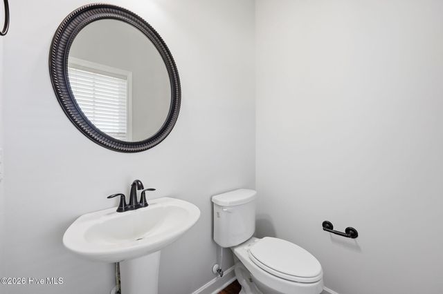 102 E Lake Drive, Goldsboro, NC 27534