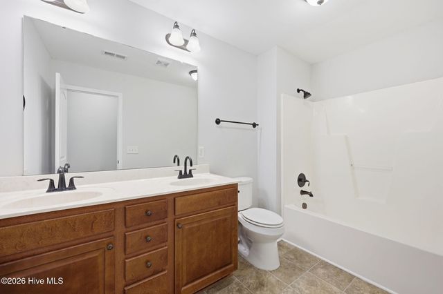 102 E Lake Drive, Goldsboro, NC 27534