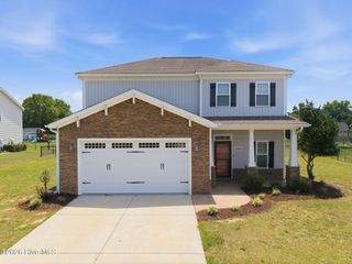 102 E Lake Drive, Goldsboro, NC 27534