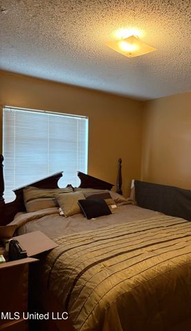 1732 Brookhollow Circle, Jackson, MS 39212