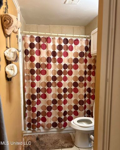 1732 Brookhollow Circle, Jackson, MS 39212