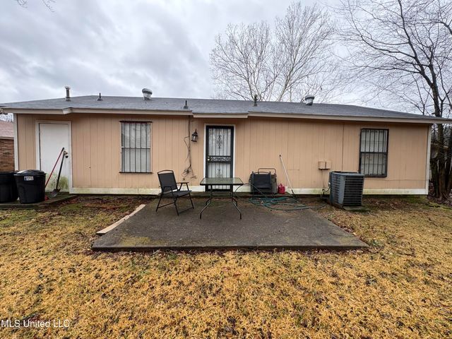 1732 Brookhollow Circle, Jackson, MS 39212