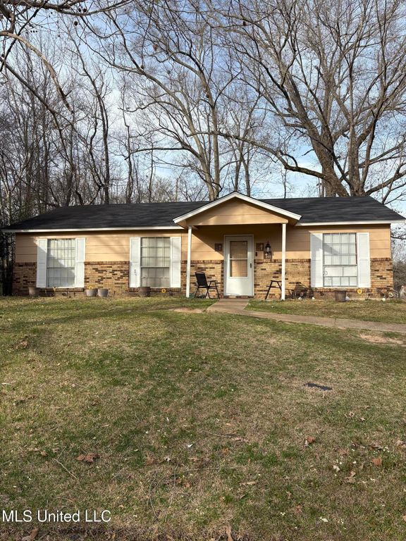 1732 Brookhollow Circle, Jackson, MS 39212