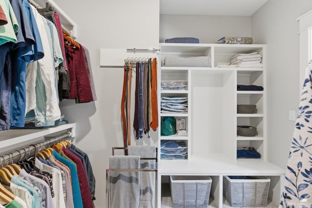 2118 Royal Ridge Circle, Manhattan, KS 66503