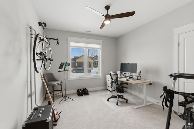 2118 Royal Ridge Circle, Manhattan, KS 66503