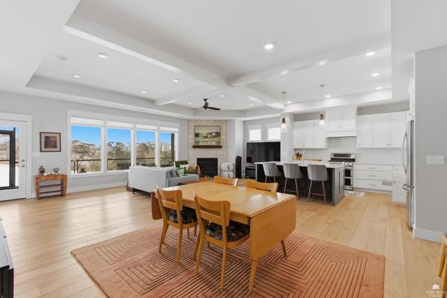 2118 Royal Ridge Circle, Manhattan, KS 66503