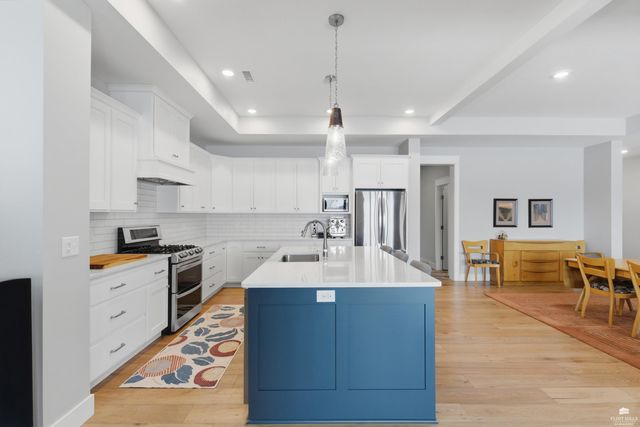 2118 Royal Ridge Circle, Manhattan, KS 66503