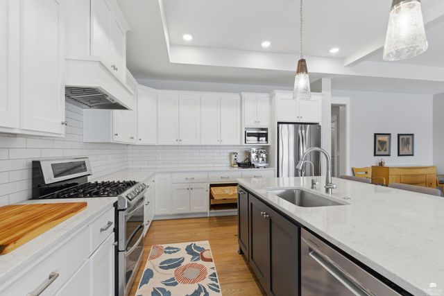 2118 Royal Ridge Circle, Manhattan, KS 66503