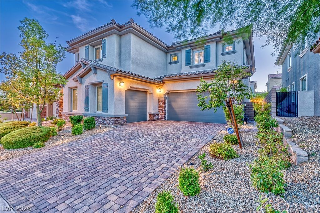301 OAKRUN Court, Las Vegas, NV 89138 — photo 3