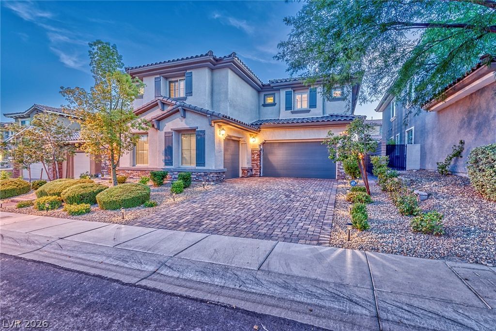 301 OAKRUN Court, Las Vegas, NV 89138 — photo 4