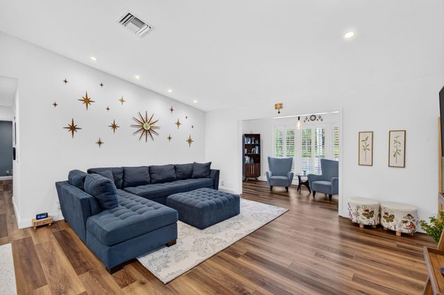 5064 Heatherhill Lane 2208, Boca Raton, FL 33486