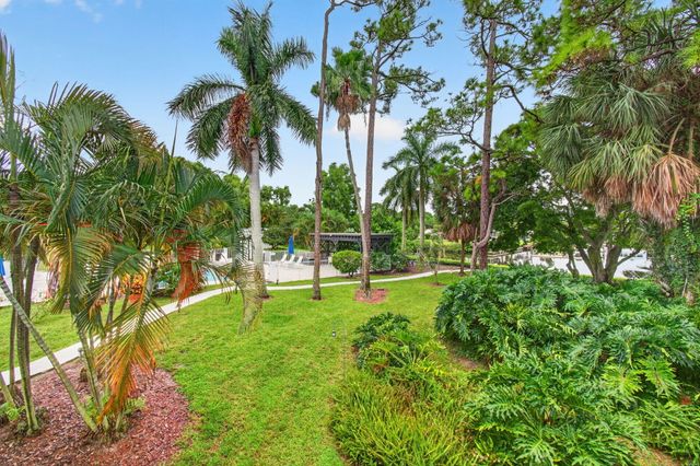 5064 Heatherhill Lane 2208, Boca Raton, FL 33486
