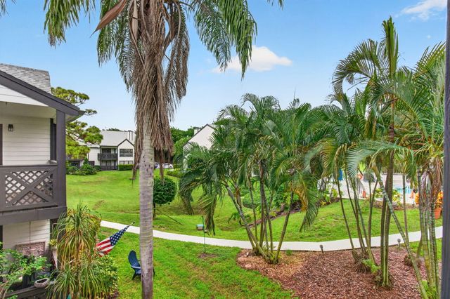 5064 Heatherhill Lane 2208, Boca Raton, FL 33486
