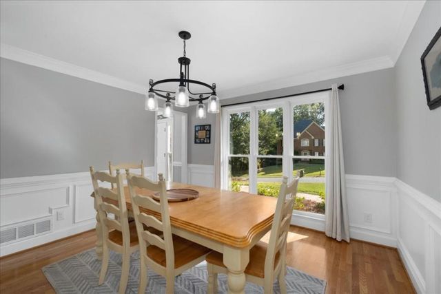 5654 Brookstone NW Drive, Acworth, GA 30101