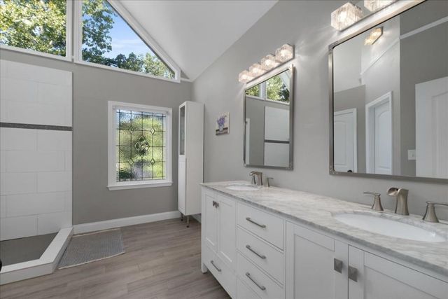 5654 Brookstone NW Drive, Acworth, GA 30101