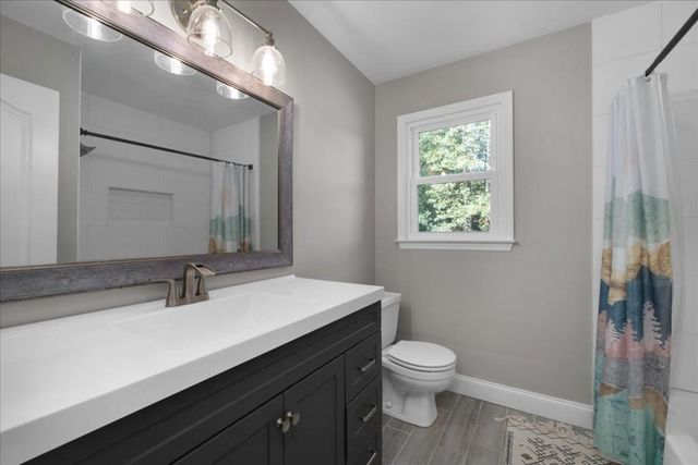 5654 Brookstone NW Drive, Acworth, GA 30101
