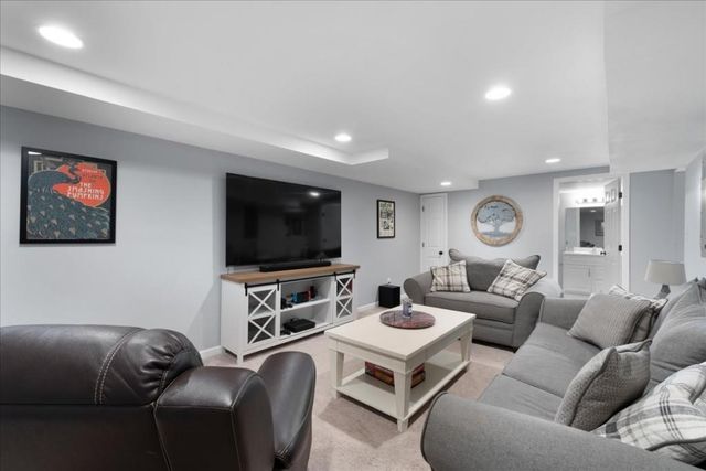5654 Brookstone NW Drive, Acworth, GA 30101