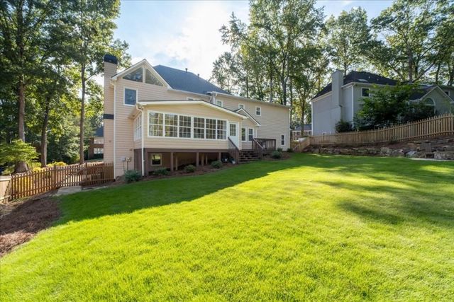 5654 Brookstone NW Drive, Acworth, GA 30101