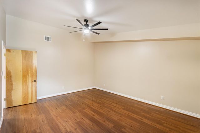 2098 Harland Drive, Houston, TX 77055