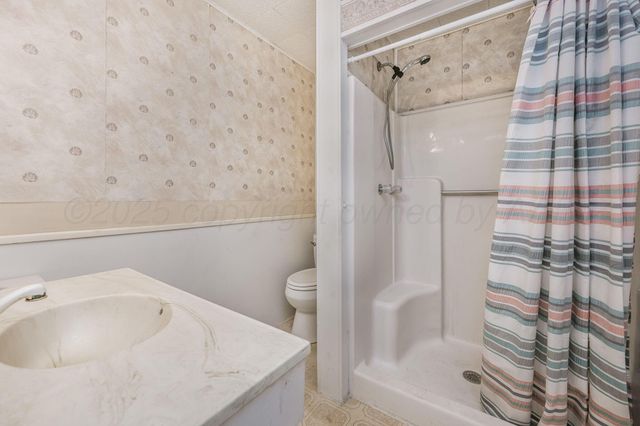 2133 HAMILTON Street, Pampa, TX 79065