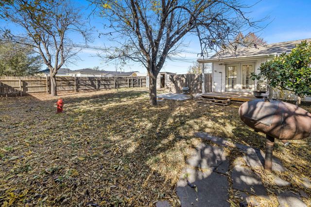 2133 HAMILTON Street, Pampa, TX 79065