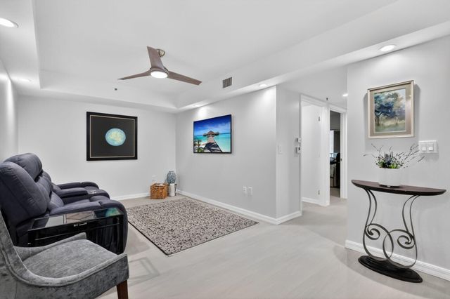 12547 Imperial Isle Drive 204, Boynton Beach, FL 33437