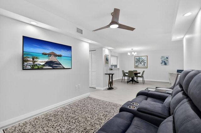 12547 Imperial Isle Drive 204, Boynton Beach, FL 33437