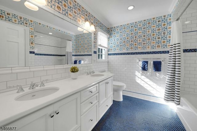 34 Bedford Rd, Summit City, NJ 07901