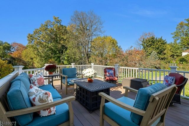 34 Bedford Rd, Summit City, NJ 07901