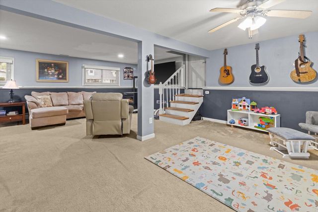 717 Roby ROAD, Stoughton, WI 53589