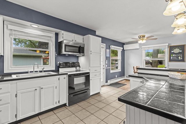 717 Roby ROAD, Stoughton, WI 53589