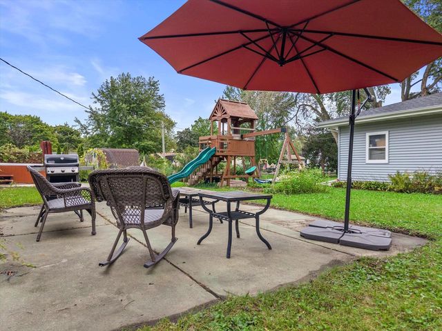 717 Roby ROAD, Stoughton, WI 53589