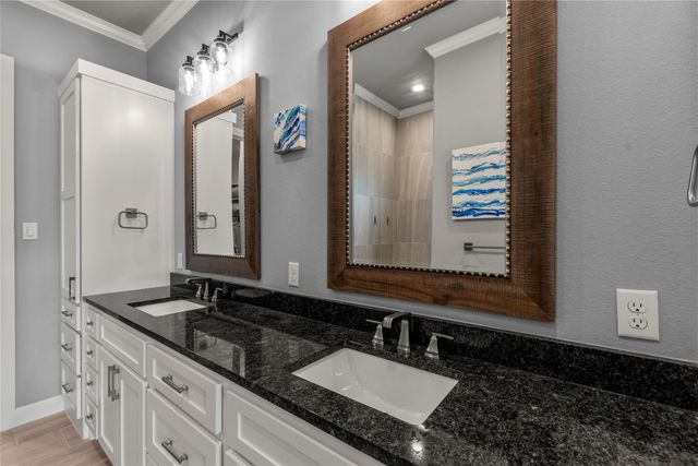 118 Marina Drive, Gun Barrel City, TX 75156