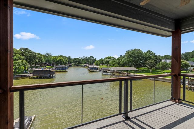 118 Marina Drive, Gun Barrel City, TX 75156