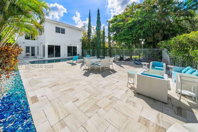 19522 NE 17th Ave, Miami, FL 33179
