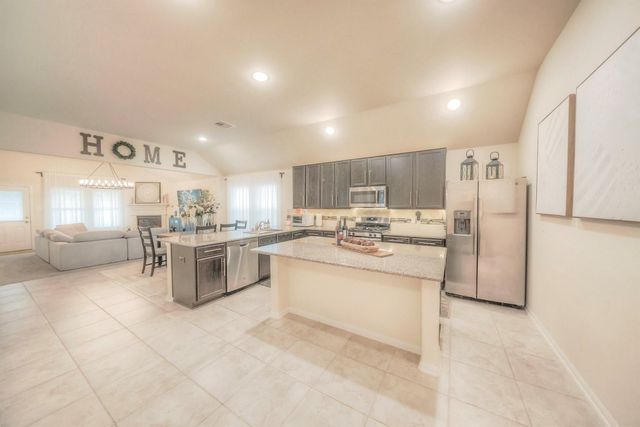 2311 Bright Sunrise Trail, Fresno, TX 77545