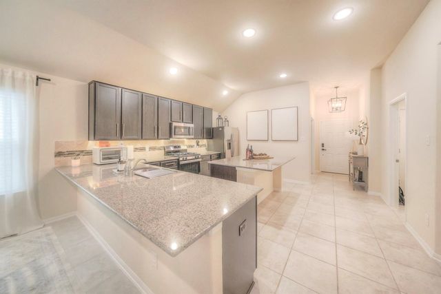 2311 Bright Sunrise Trail, Fresno, TX 77545