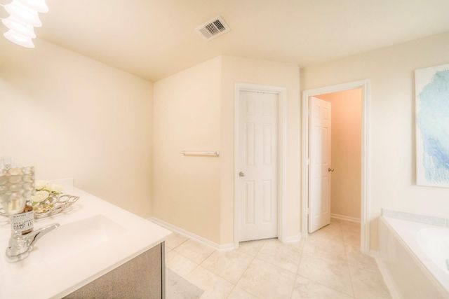 2311 Bright Sunrise Trail, Fresno, TX 77545