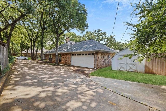 4809 Westhaven Road, Arlington, TX 76017