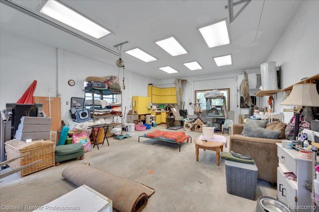 3305 Ludwig Road, Oxford Charter Township, MI 48371