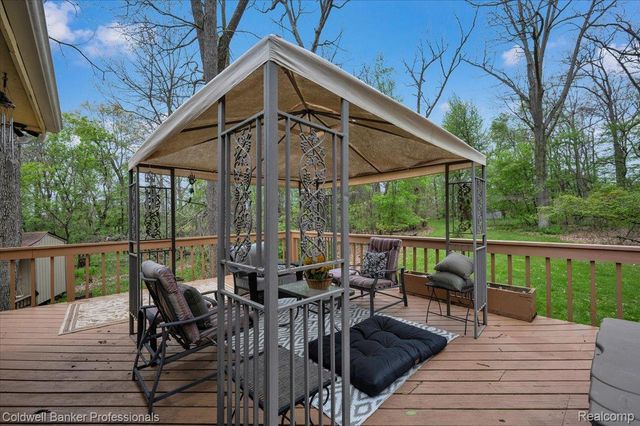 3305 Ludwig Road, Oxford Charter Township, MI 48371